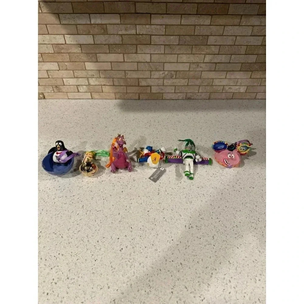 damaged disney ornament lot‎